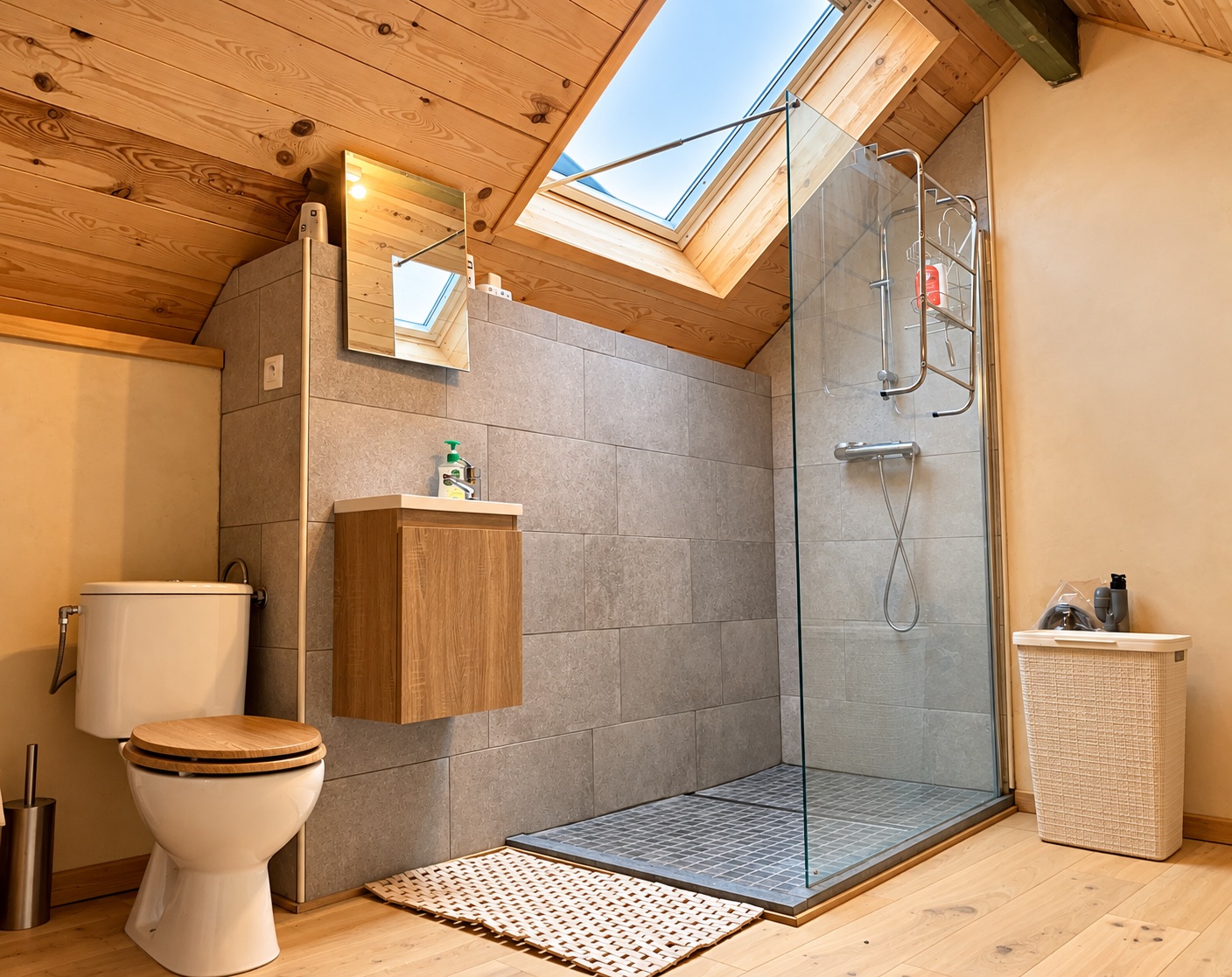 Salle de bain du gîte avec baignoire
